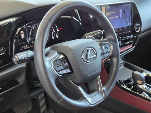 Used 2023 Lexus NX 250 FWD image 24