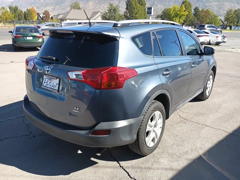Used 2014 Toyota RAV4 LE AWD/4WD image 5