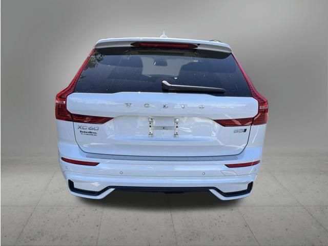 Used 2025 Volvo XC60 B5 Plus w/ Protection Package Premier AWD/4WD image 5
