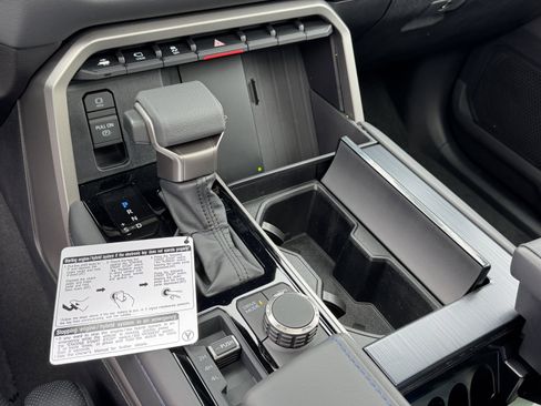 New 2026 Toyota Sequoia Platinum AWD/4WD image 19