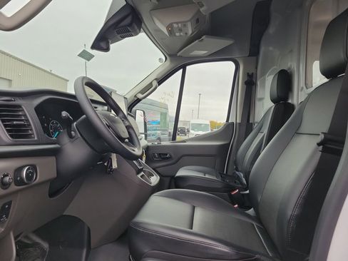 New 2025 Ford Transit 250 148 Medium Roof w/ HVAC Trade Package image 16