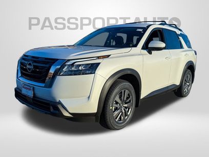New 2025 Nissan Pathfinder SV