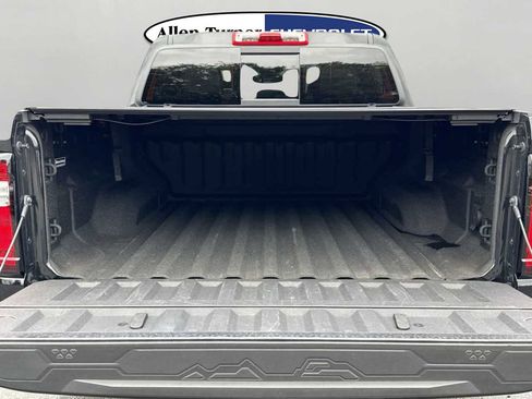 Used 2024 GMC Canyon AT4 w/ Technology Package image 28