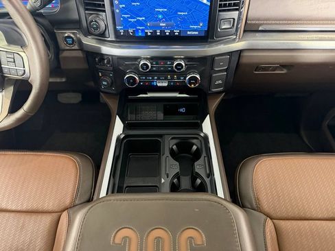 Used 2025 Ford F350 King Ranch AWD/4WD image 15