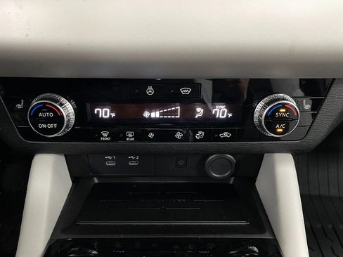 New 2026 Mitsubishi Outlander SE image 27