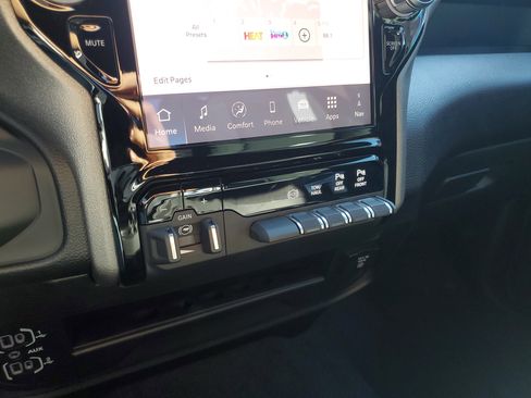 New 2026 RAM 2500 Tradesman image 17