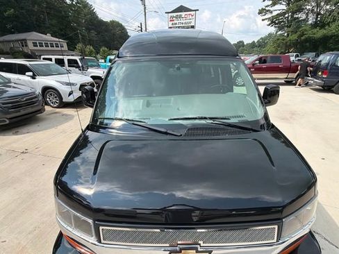 Used 2015 Chevrolet Express 2500 RWD image 26