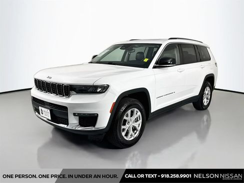 Used 2023 Jeep Grand Cherokee L Limited AWD/4WD image 8