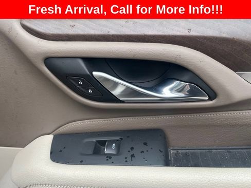 Used 2021 GMC Yukon XL Denali w/ Advanced Technology Package AWD/4WD image 15