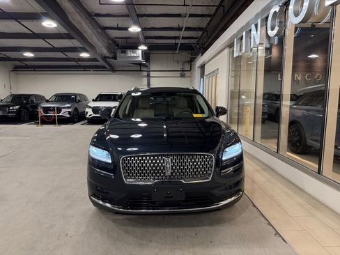 Used 2023 Lincoln Nautilus Reserve AWD/4WD image 4