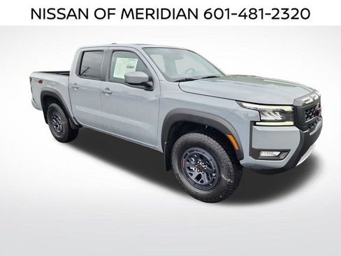 New 2026 Nissan Frontier PRO-4X w/ Tow Package AWD/4WD image 7
