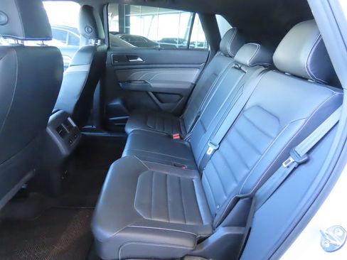 Used 2021 Volkswagen Atlas Cross Sport SEL Premium R-Line image 11