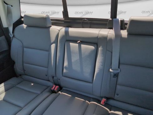 Used 2015 GMC Sierra 1500 SLT w/ SLT Crew Cab Value Package AWD/4WD image 29