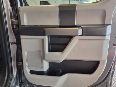 Used 2021 Ford F250 XLT w/ XLT Value Package image 11