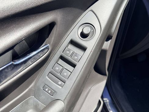 Used 2019 Chevrolet Trax LS AWD/4WD image 8