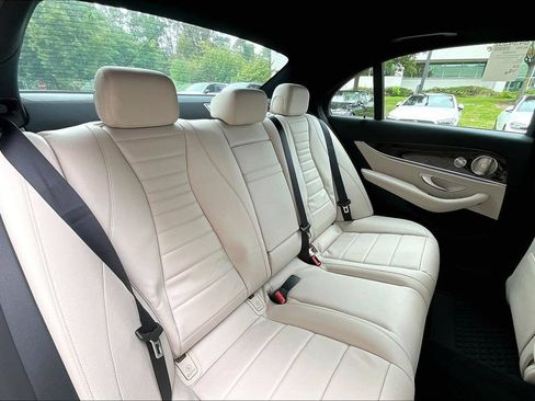 Used 2022 Mercedes-Benz E 350 4MATIC Sedan w/ Driver Assistance Package image 29