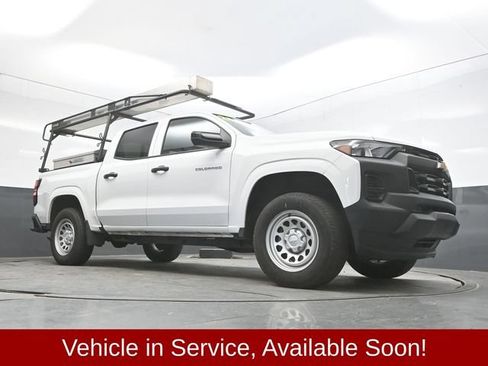 Used 2024 Chevrolet Colorado W/T w/ Safety Package RWD image 28