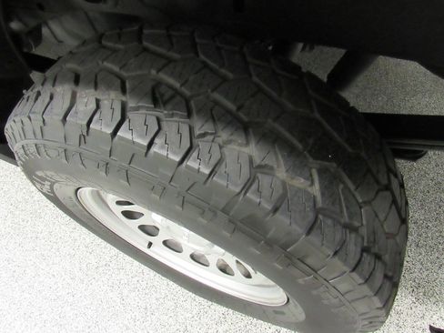 Used 2024 GMC Sierra 1500 Pro w/ Pro Value Package AWD/4WD image 24