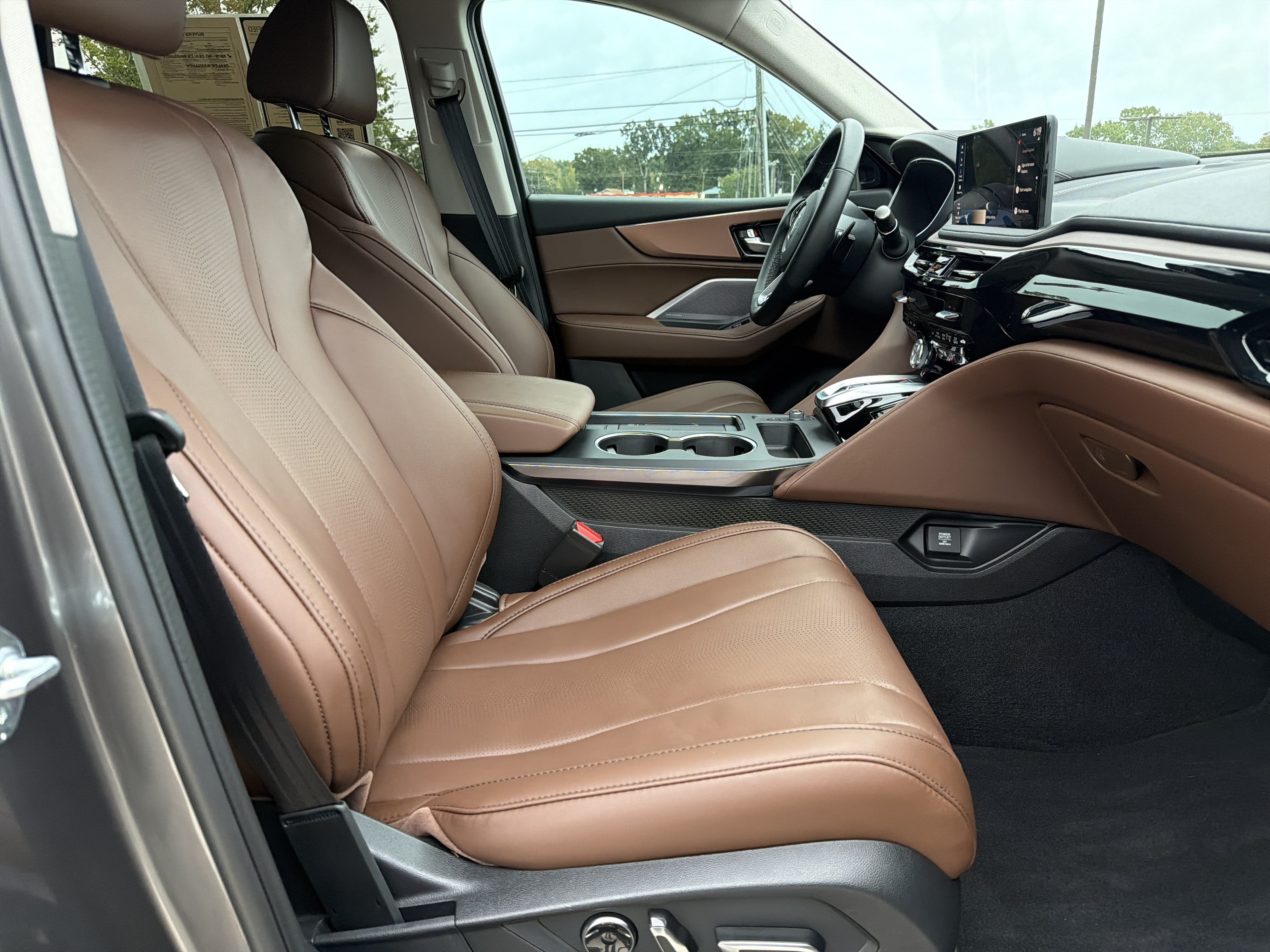 Certified 2026 Acura MDX w/ Technology Package FWD image 15