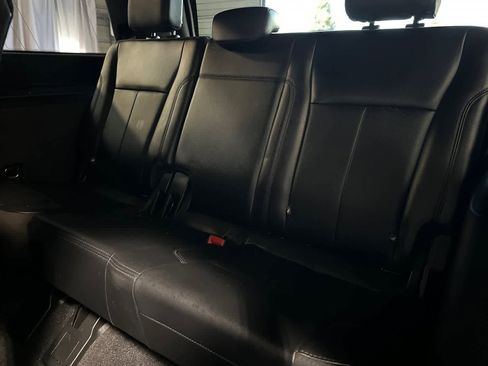 Used 2020 Ford Expedition XLT w/ Equipment Group 202A image 17