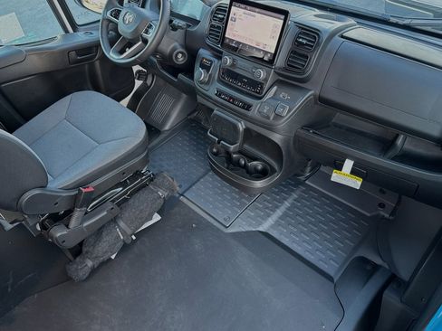 New 2024 RAM ProMaster 3500 w/ Delivery Van Package image 14