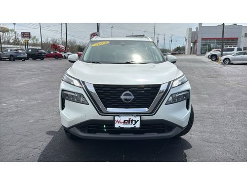 Used 2023 Nissan Rogue SV w/ SV Premium B Package AWD/4WD image 2