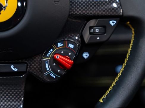 Used 2021 Ferrari F8 Tributo RWD image 25