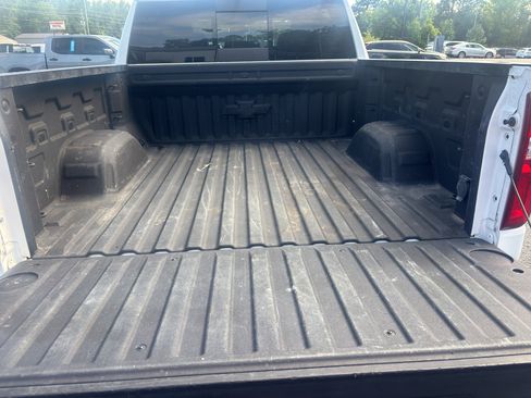 Used 2020 Chevrolet Silverado 1500 RST image 9