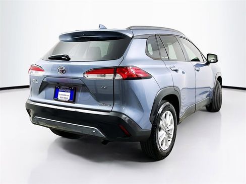 Used 2022 Toyota Corolla Cross LE image 7