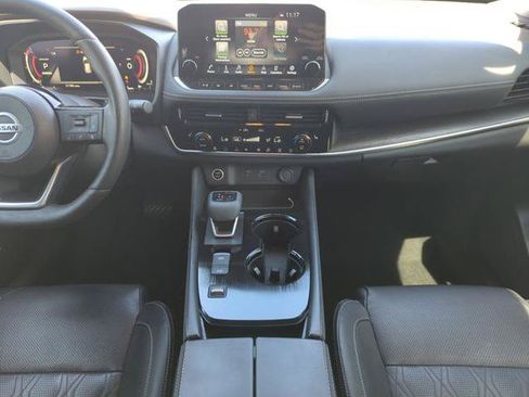 Certified 2021 Nissan Rogue Platinum FWD image 25