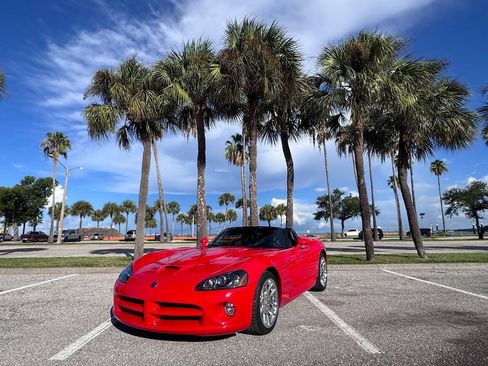 Used 2003 Dodge Viper SRT-10 RWD image 3