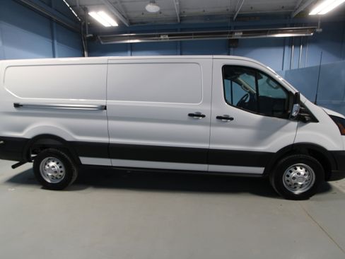 New 2026 Ford Transit 350 Low Roof AWD image 24