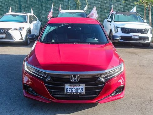 Used 2022 Honda Accord Sport image 2