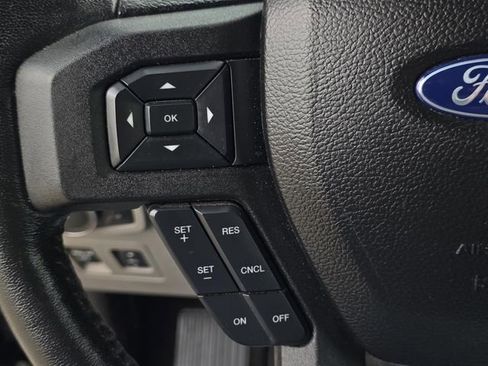 Used 2018 Ford F150 XLT w/ Equipment Group 302A Luxury image 15