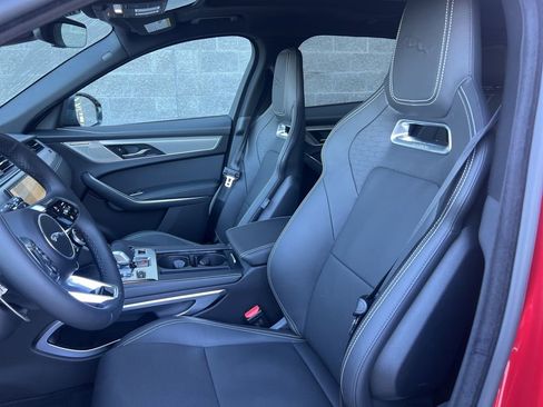 New 2025 Jaguar F-PACE R-Dynamic S image 11