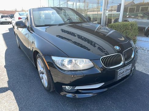 Used 2013 BMW 328i Convertible RWD image 2