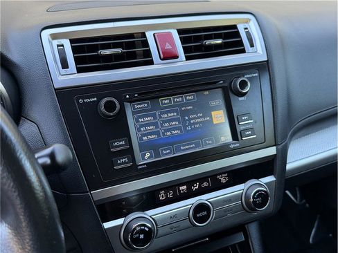 Used 2017 Subaru Outback 2.5i image 32