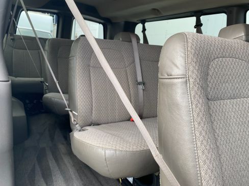Used 2014 Chevrolet Express 3500 LT w/ LT Preferred Equipment Group RWD image 13