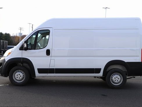 New 2026 RAM ProMaster 3500 w/ Convenience Group image 3