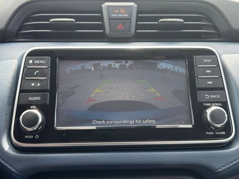 Used 2025 Nissan Versa SV FWD image 22