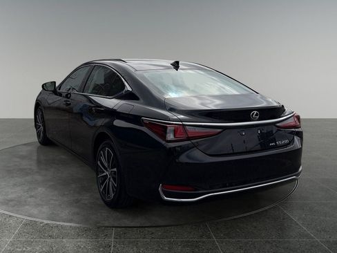 Used 2023 Lexus ES 250 w/ Premium Package AWD/4WD image 7