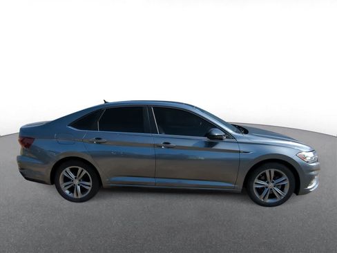 Used 2021 Volkswagen Jetta R-Line w/ R-Line Cold Weather Package image 9