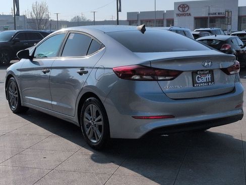 Used 2017 Hyundai Elantra SE w/ SE A/T Tech Package 03 image 5