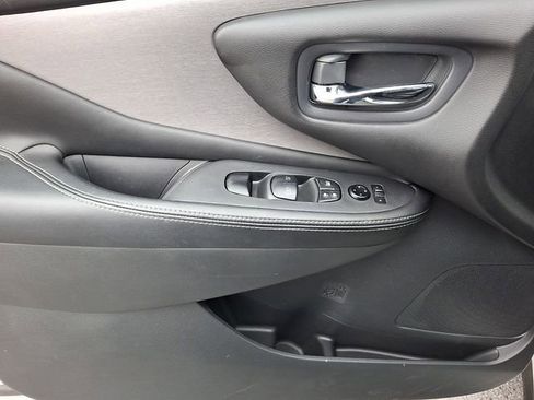 Used 2024 Nissan Murano SV image 14