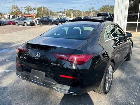 Used 2025 Mercedes-Benz CLA 250 4MATIC image 9