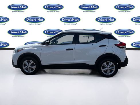 Used 2018 Nissan Kicks S w/ Exterior Electronics Package FWD image 4
