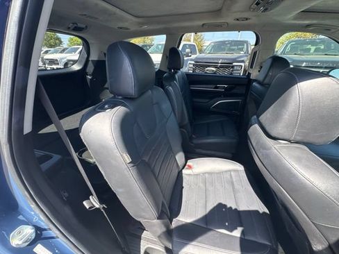 Used 2023 Kia Telluride SX Prestige AWD/4WD image 9