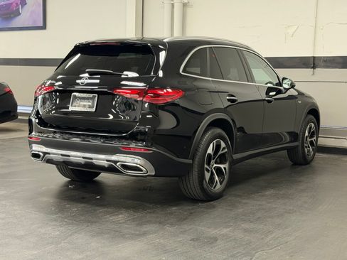 Used 2025 Mercedes-Benz GLC 350e 4MATIC image 13