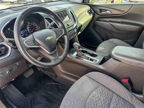 Used 2022 Chevrolet Equinox LT image 12