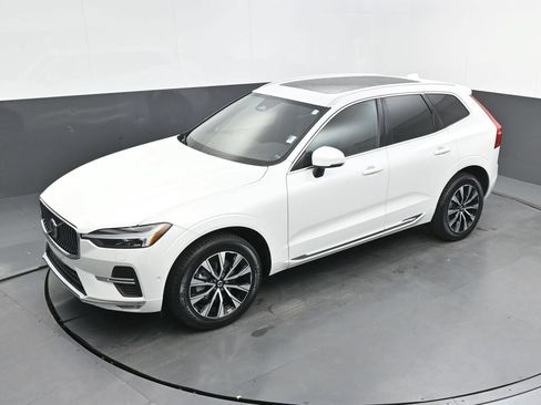 Certified 2023 Volvo XC60 B5 Plus w/ Climate Package FWD image 23